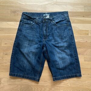 Size 34 - baggy Urban Pipeline Jorts
